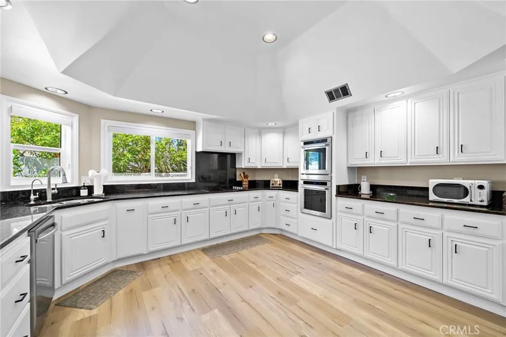 306 Via Colibri San Clemente, CA 92672