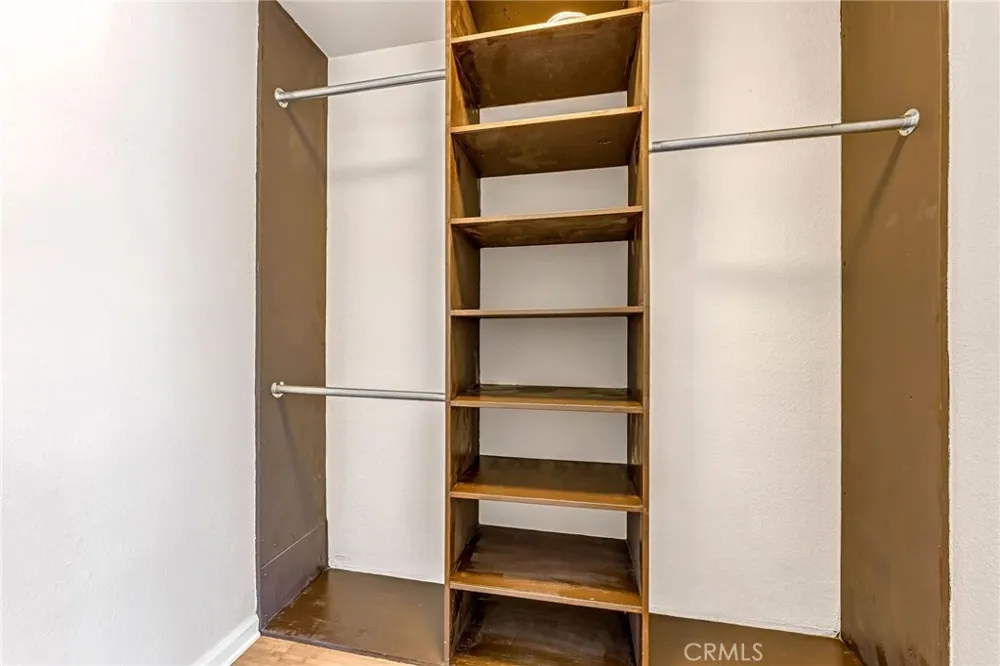 865 W 13th St #4 Azusa, CA 91702