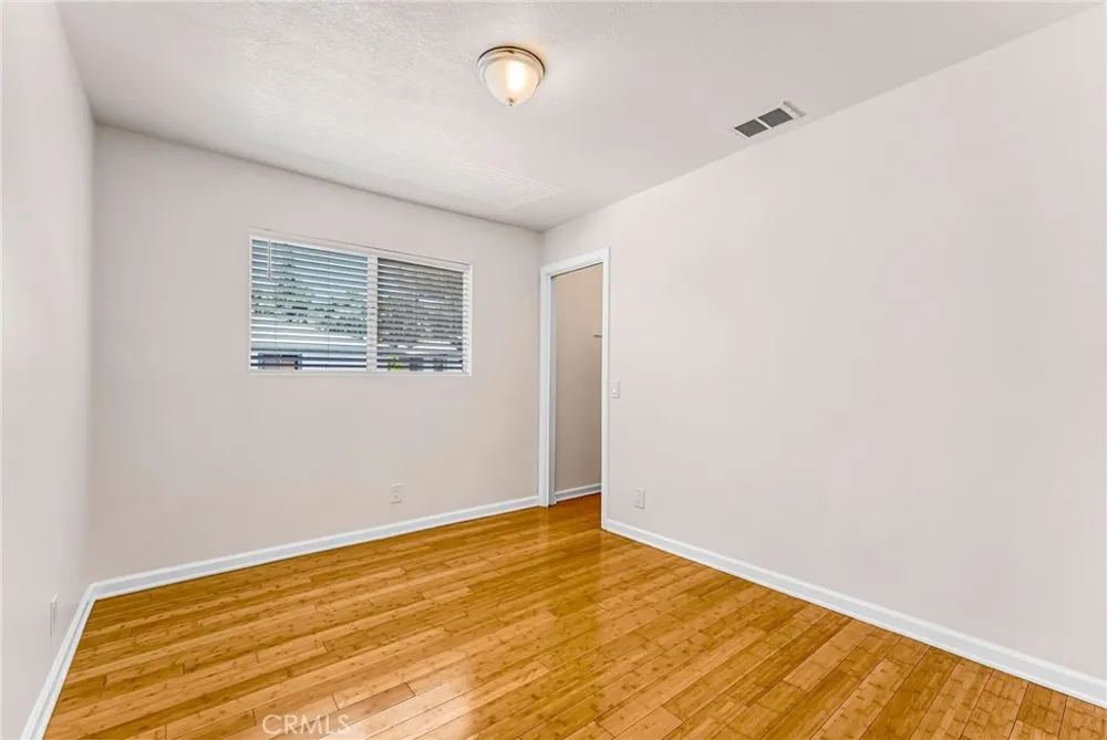 865 W 13th St #4 Azusa, CA 91702