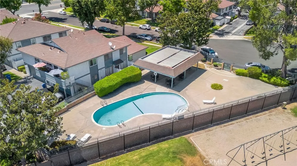 865 W 13th St #4 Azusa, CA 91702