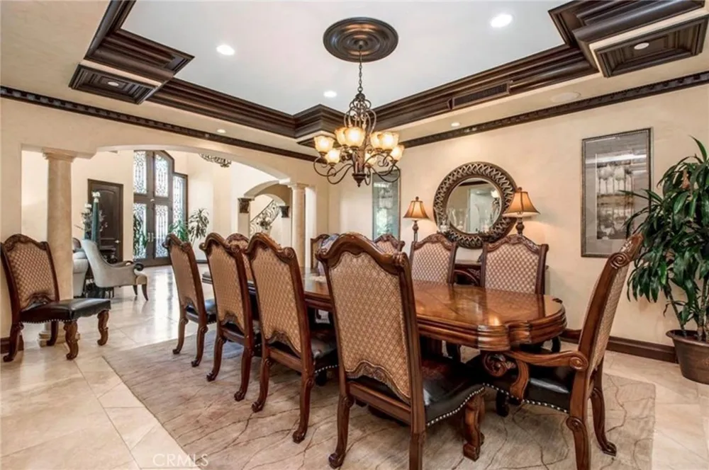 1441 Robmar Drive Beverly Hills, CA 90210