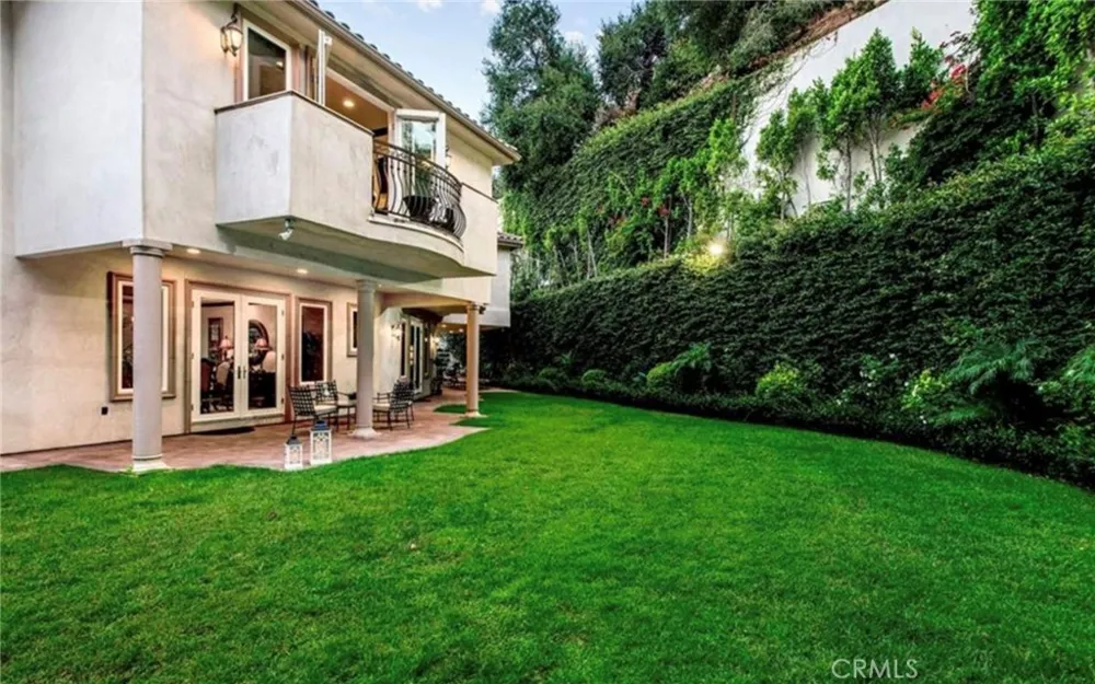 1441 Robmar Drive Beverly Hills, CA 90210