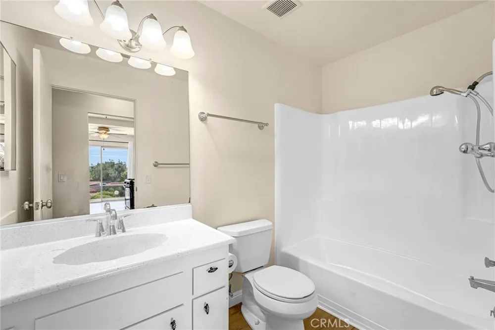 4575 Ramona Ave #2 La Verne, CA 91750