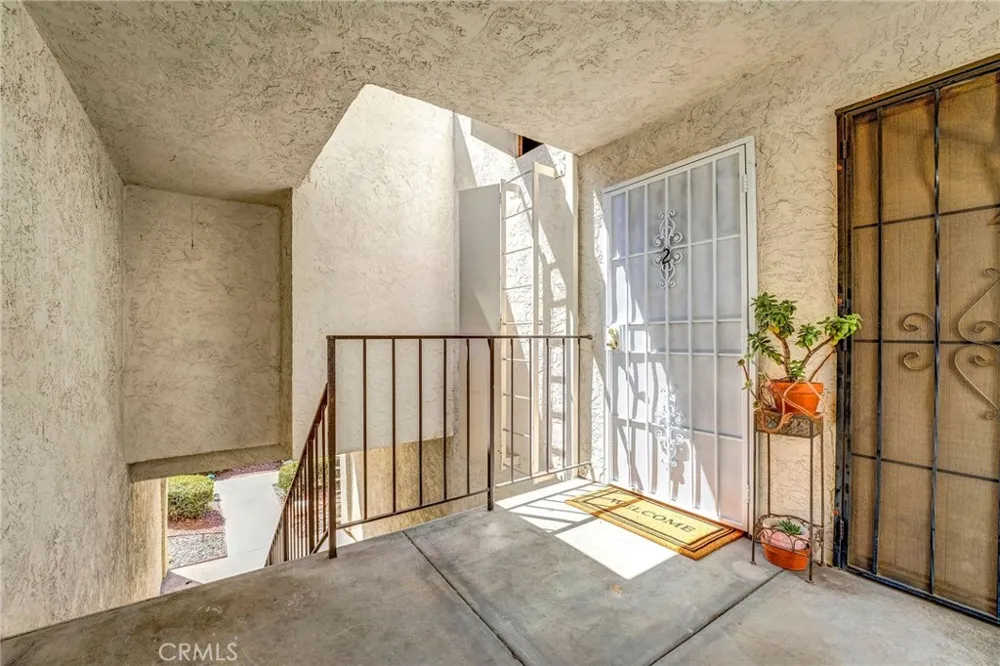 4575 Ramona Ave #2 La Verne, CA 91750