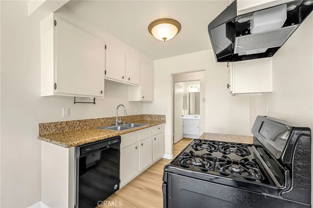 4575 Ramona Ave #2 La Verne, CA 91750
