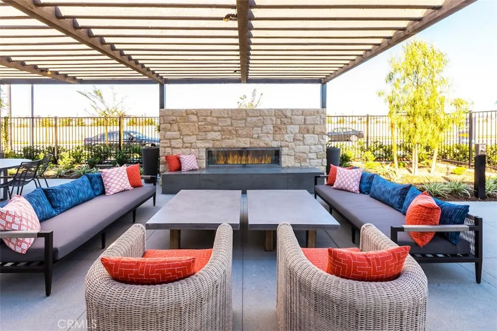 4154 S S. Wildflax Paseo #112 Ontario, CA 91761