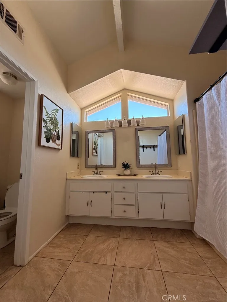 30612 HOLLYBERRY LANE Temecula, CA 92591