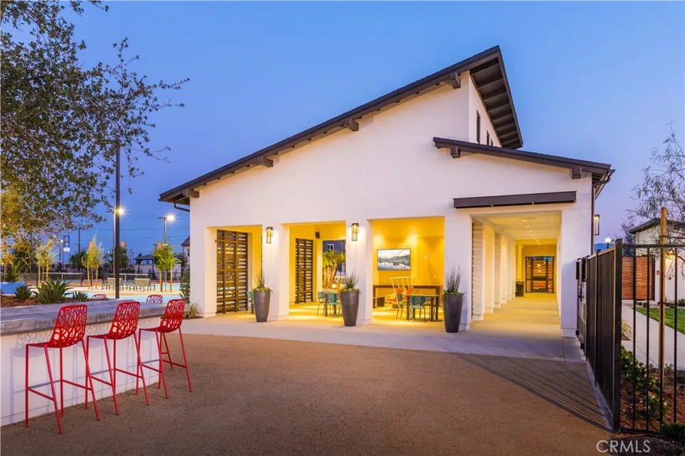 4154 S S. WILDFLAX PASEO #111 Ontario, CA 91761