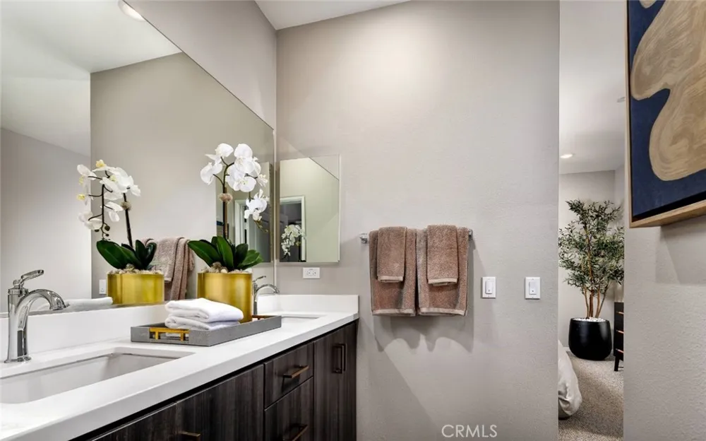 4154 S S. WILDFLAX PASEO #111 Ontario, CA 91761