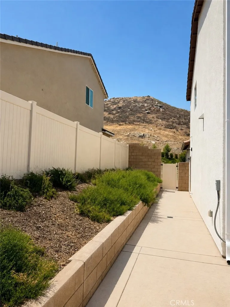 29742 Woodcreek Winchester, CA 92596