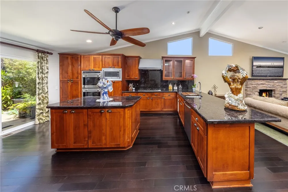 34255 Camino El Molino Dana Point, CA 92624
