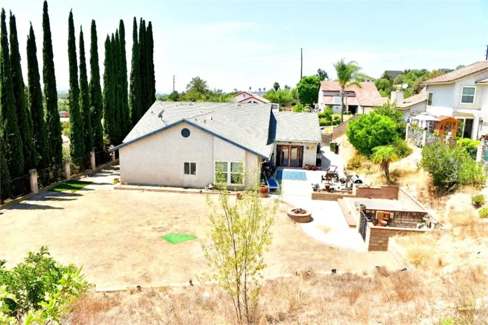 722 Sir George Court Moorpark, CA 93021