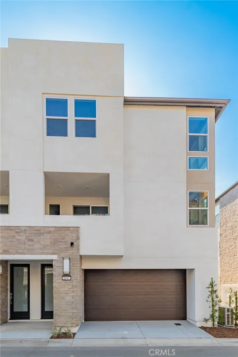 2647 Everly Dr