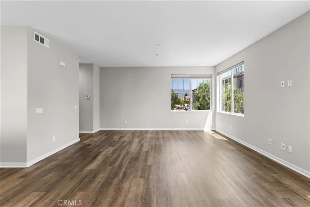 709 S Azusa Avenue #M Azusa, CA 91702