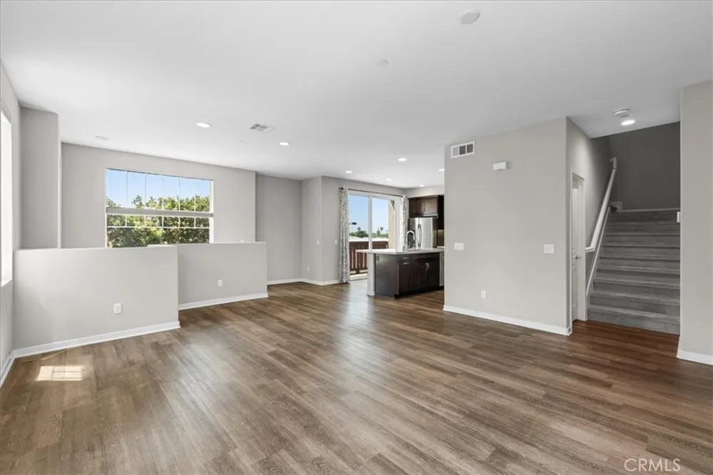 709 S Azusa Avenue #M Azusa, CA 91702