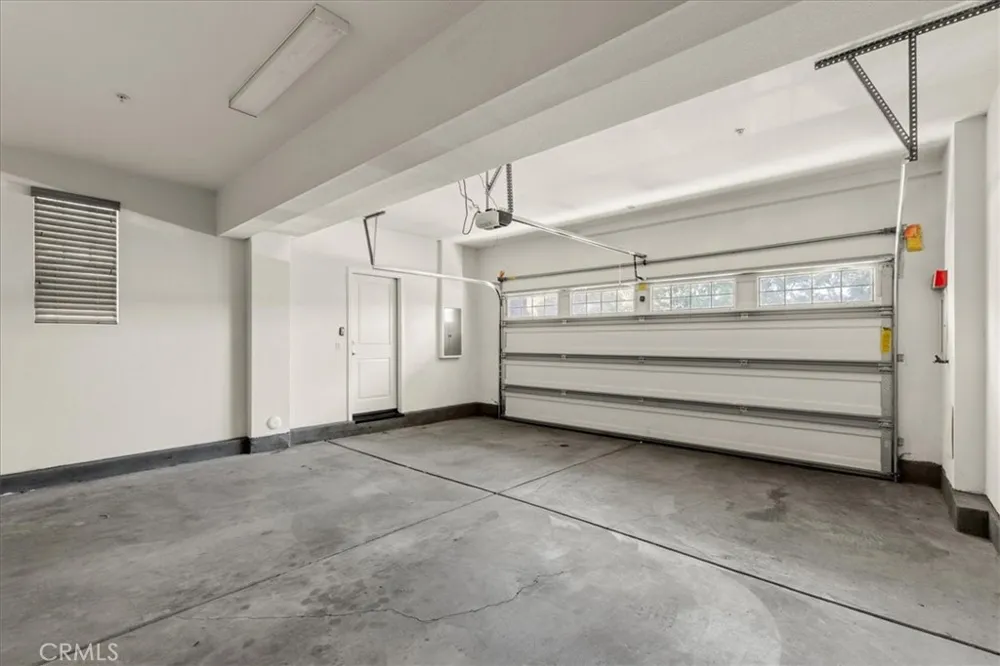 709 S Azusa Avenue #M Azusa, CA 91702