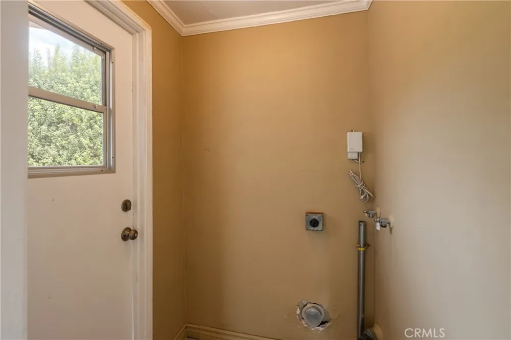 320 2nd Street Huntington Beach, CA 92648