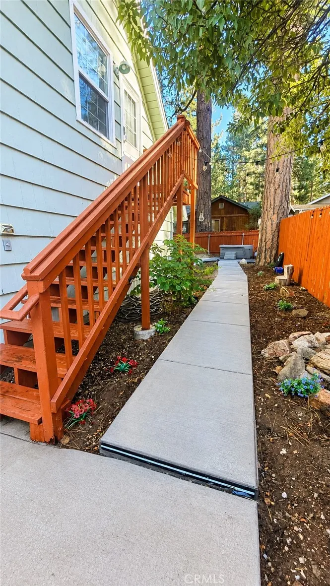41631 Brownie Big Bear Lake, CA 92315