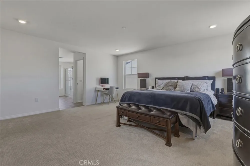 2684 E Towhee Ontario, CA 91761