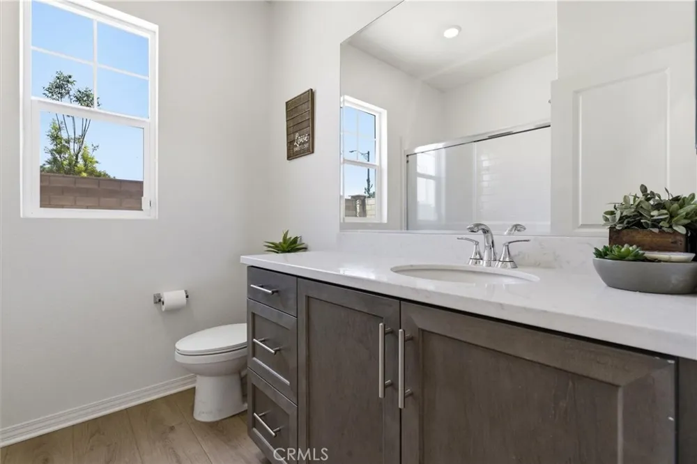 2684 E Towhee Ontario, CA 91761
