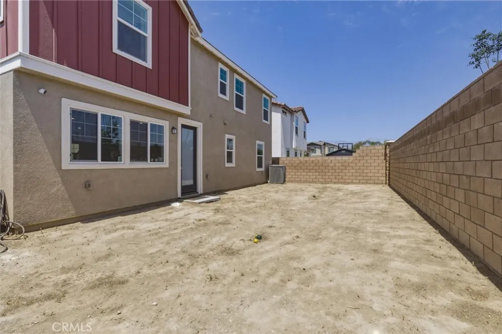 2684 E Towhee Ontario, CA 91761