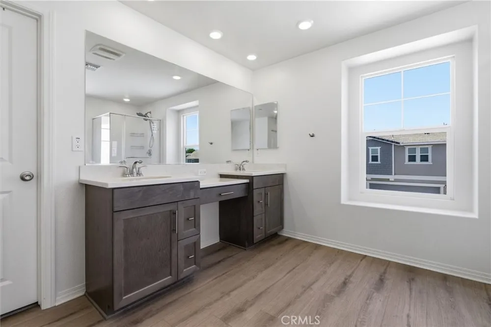 2684 E Towhee Ontario, CA 91761