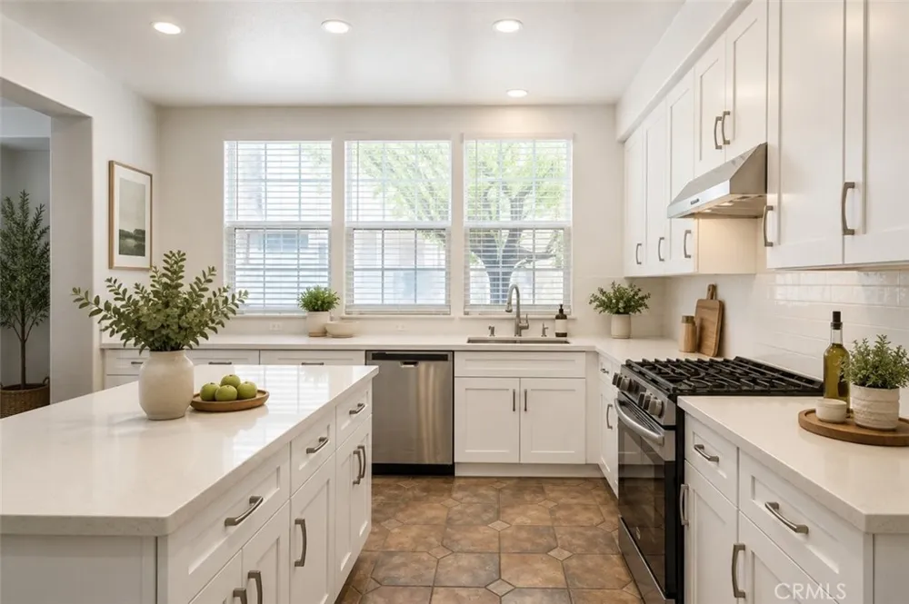 26580 Brickenridge Murrieta, CA 92563
