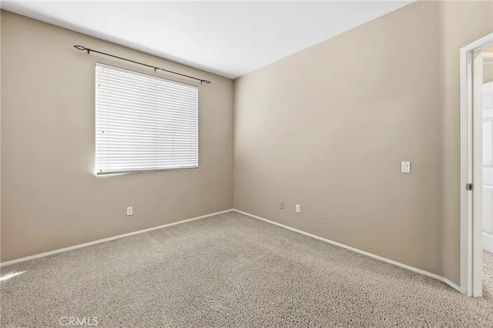 12 Atwater Irvine, CA 92602