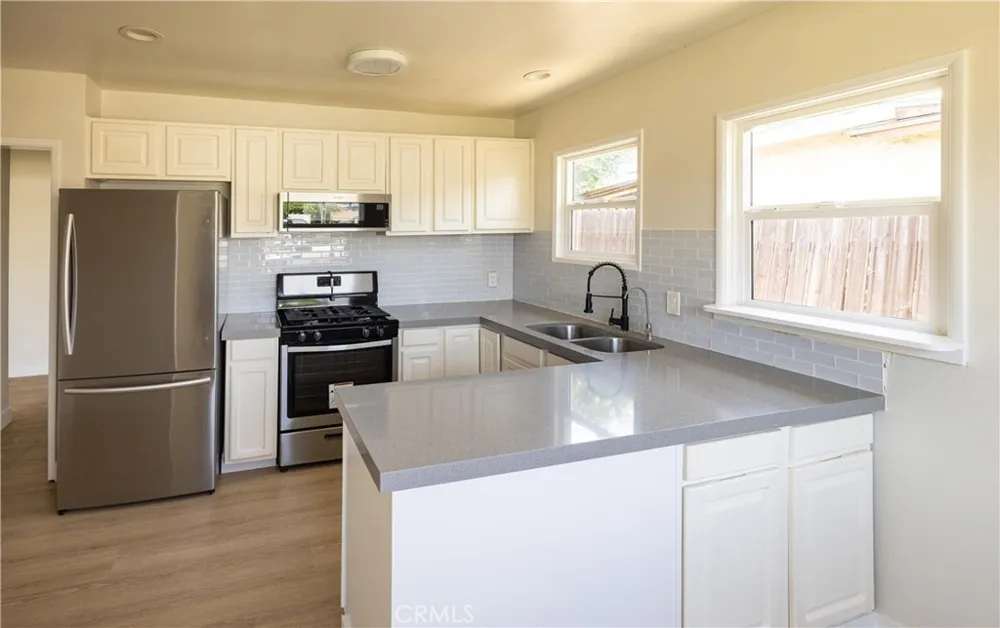 8022 Artesia Buena Park, CA 90621