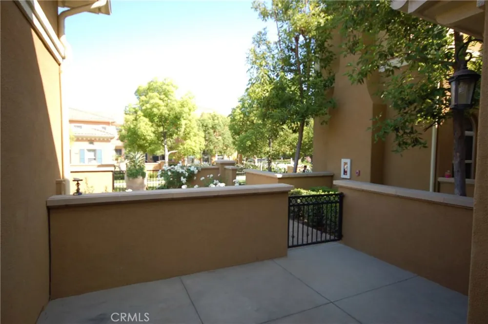 121 Chantilly Irvine, CA 92620
