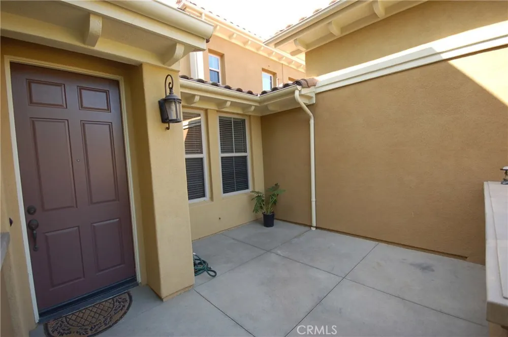 121 Chantilly Irvine, CA 92620