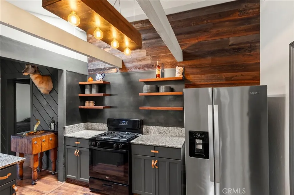 23541 Old Wagon Escondido, CA 92027