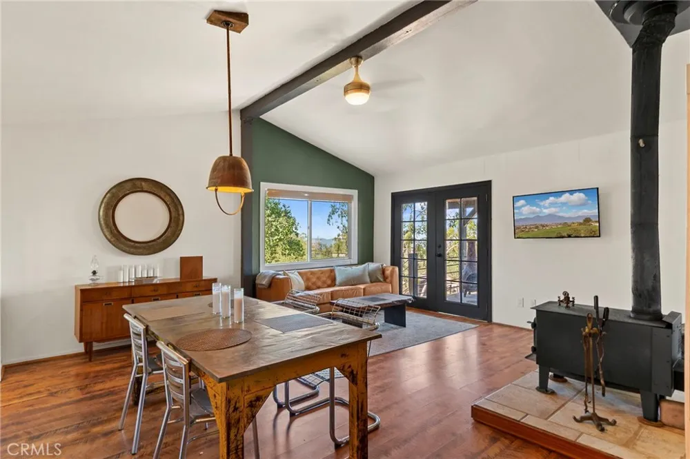 23541 Old Wagon Escondido, CA 92027