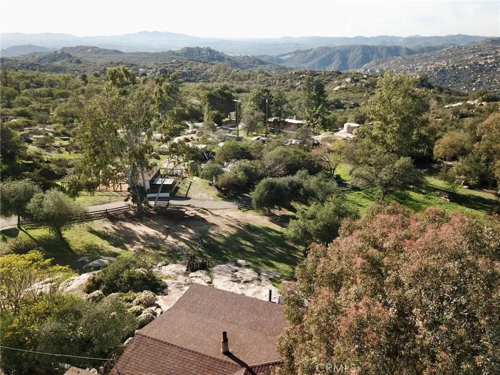 23541 Old Wagon Escondido, CA 92027