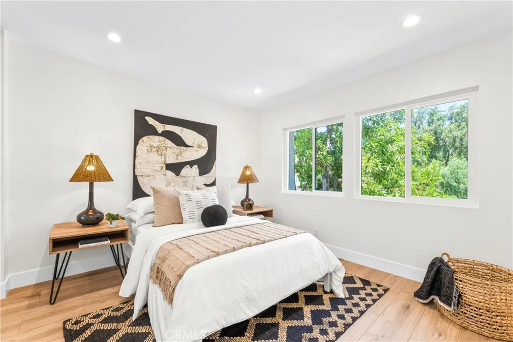 8 Del Rey #17 Irvine, CA 92612
