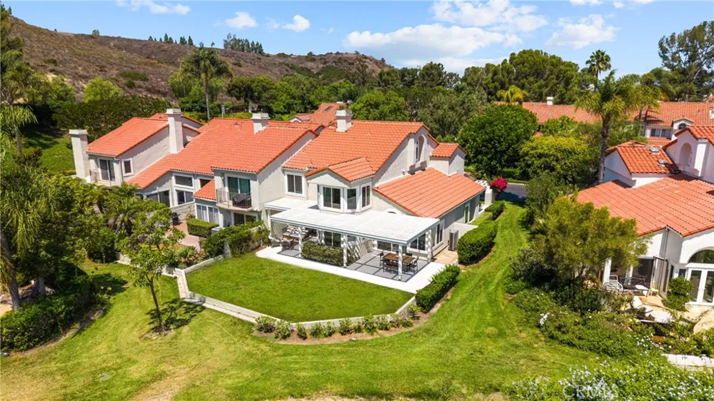 8 Del Rey #17 Irvine, CA 92612
