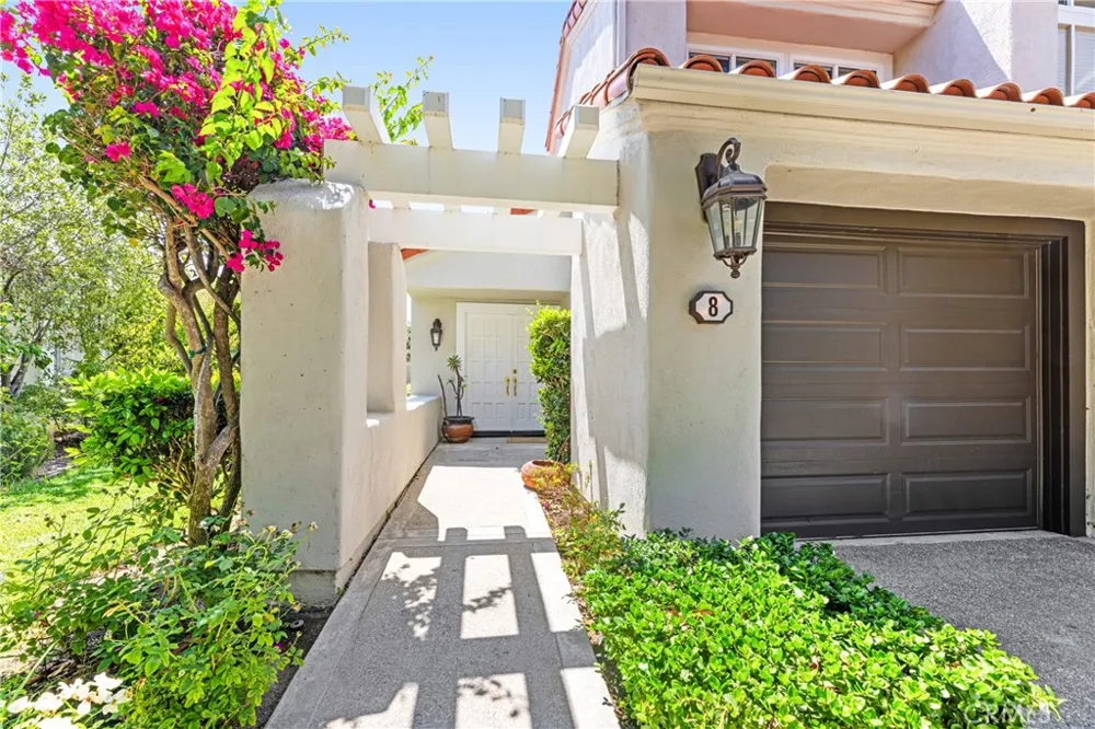 8 Del Rey #17 Irvine, CA 92612
