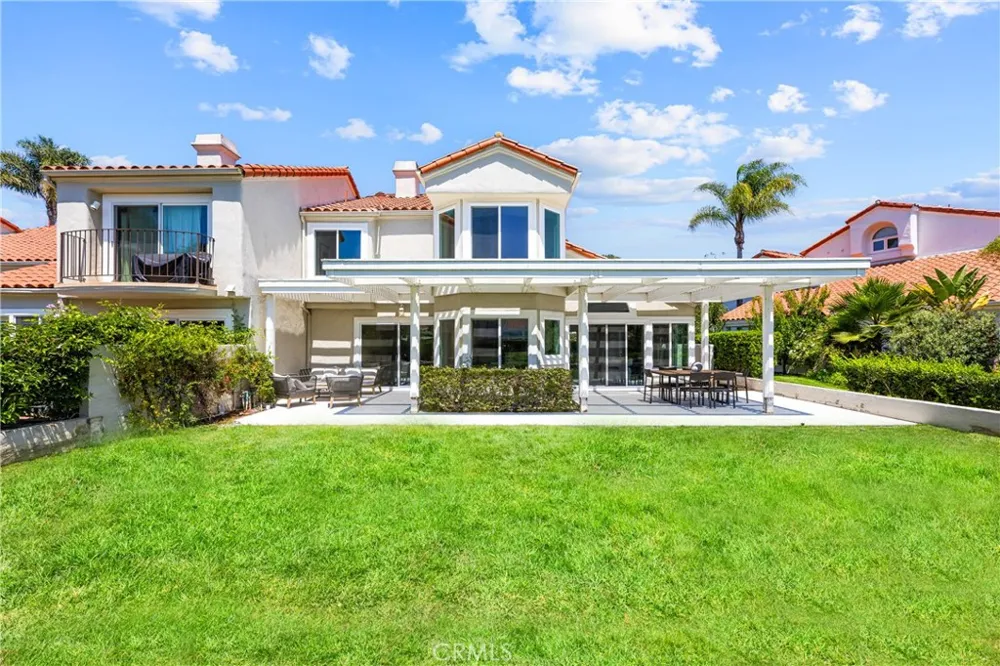 8 Del Rey #17 Irvine, CA 92612