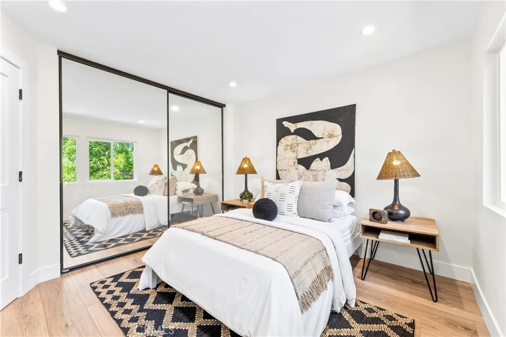 8 Del Rey #17 Irvine, CA 92612