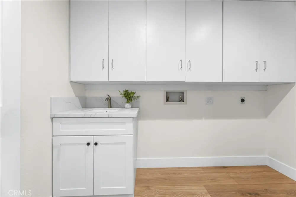 8 Del Rey #17 Irvine, CA 92612