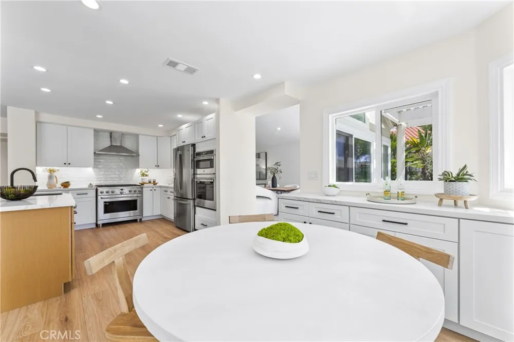 8 Del Rey #17 Irvine, CA 92612