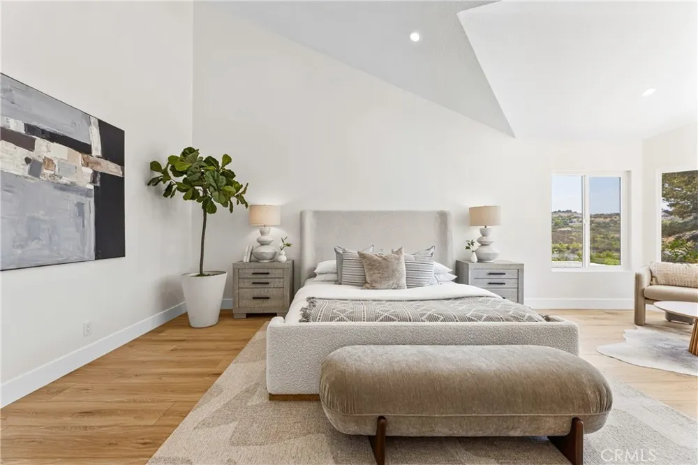 8 Del Rey #17 Irvine, CA 92612