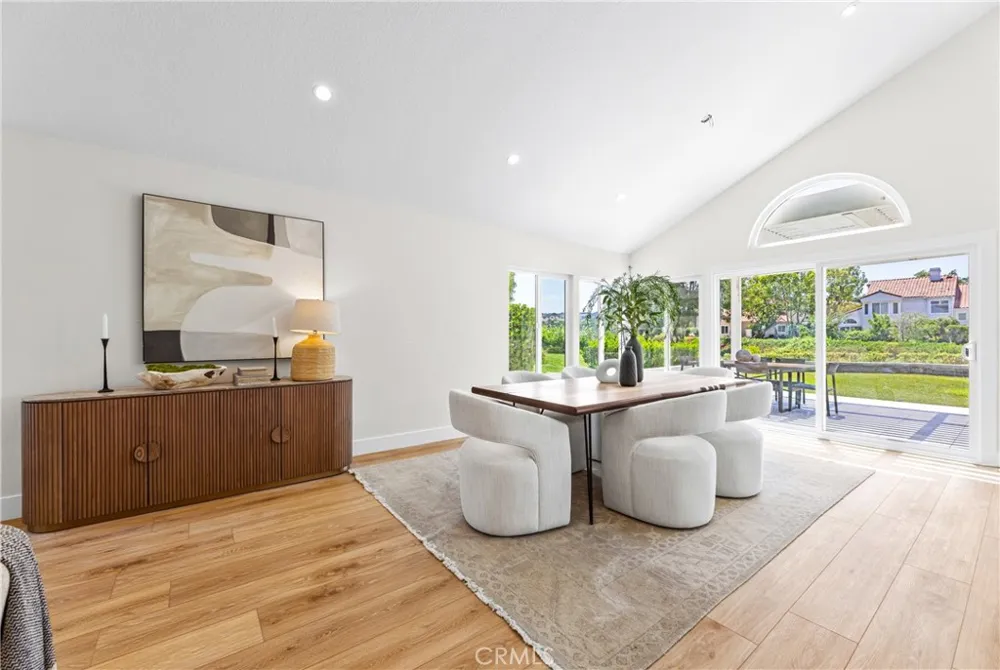 8 Del Rey #17 Irvine, CA 92612