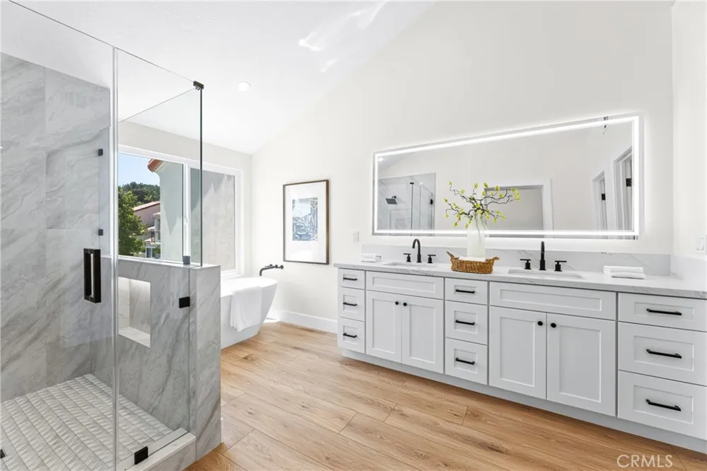 8 Del Rey #17 Irvine, CA 92612