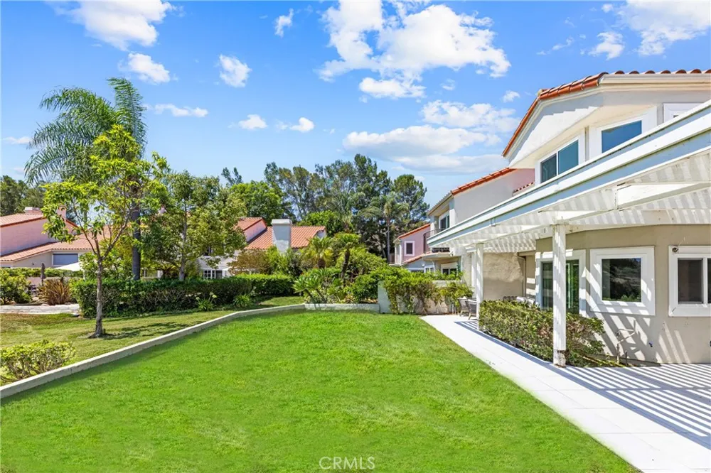 8 Del Rey #17 Irvine, CA 92612