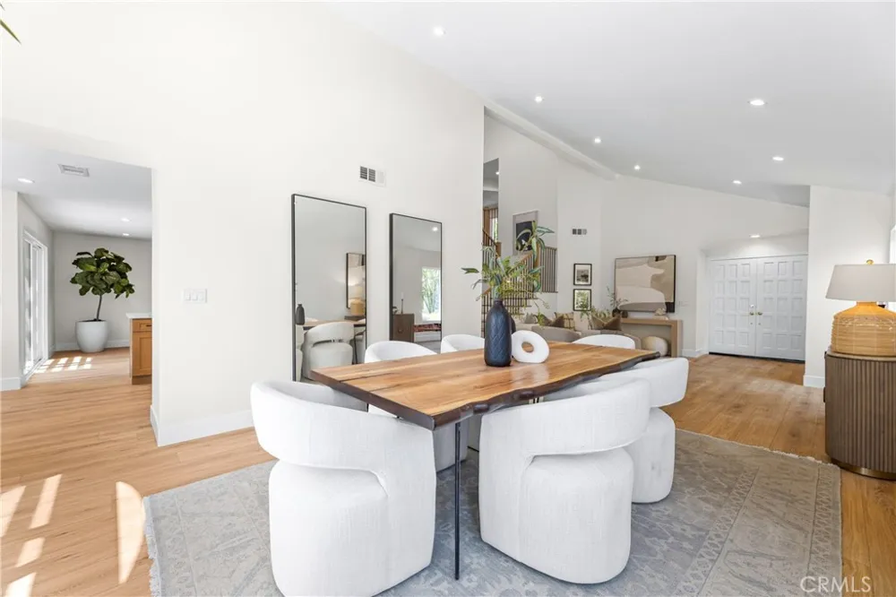 8 Del Rey #17 Irvine, CA 92612