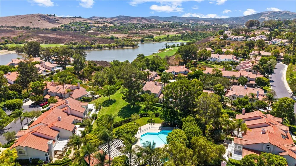8 Del Rey #17 Irvine, CA 92612