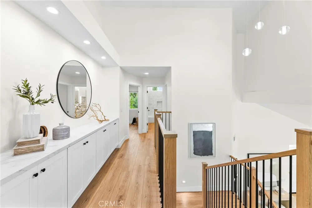 8 Del Rey #17 Irvine, CA 92612