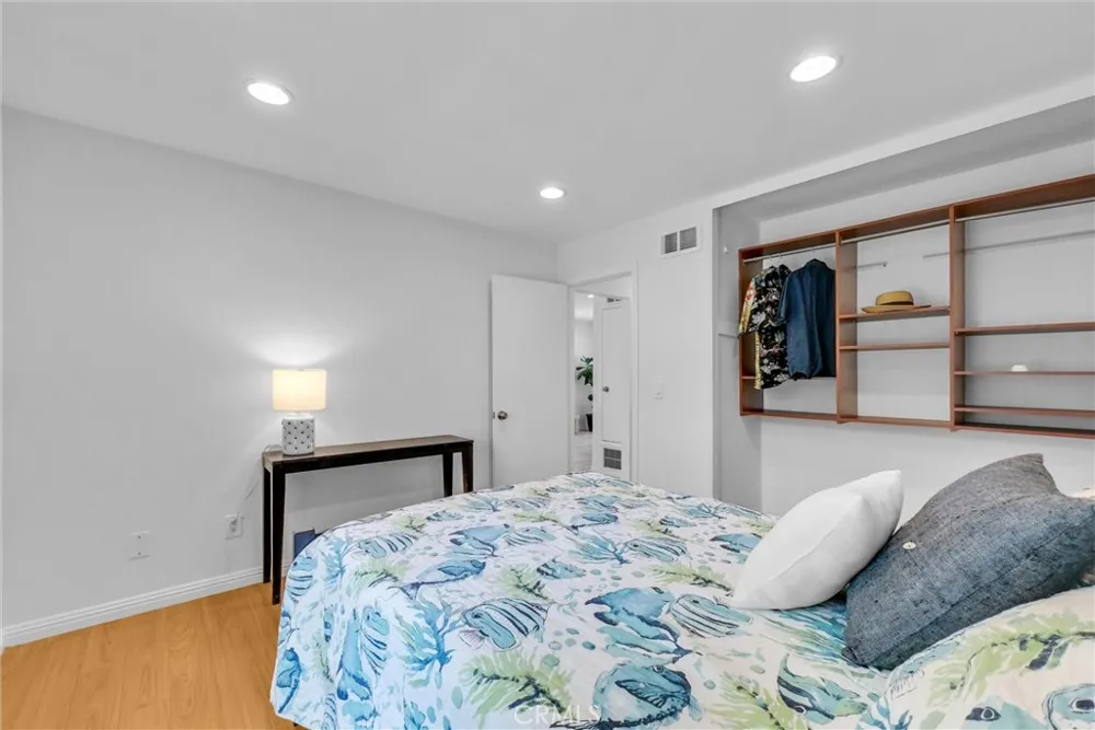 2142 W Liverpool Lane Anaheim, CA 92804