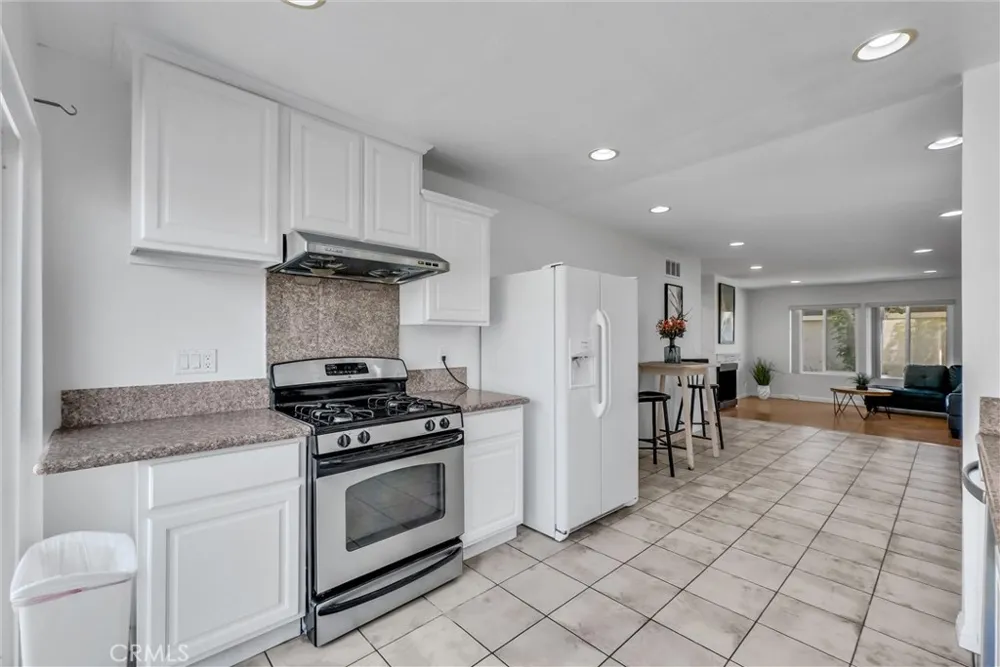 2142 W Liverpool Lane Anaheim, CA 92804